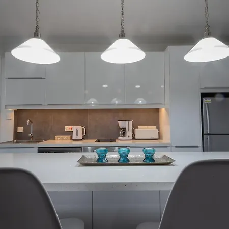 Poseidon By Michalis アパート