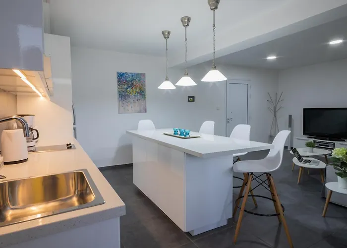 Apartment Poseidon By Michalis *